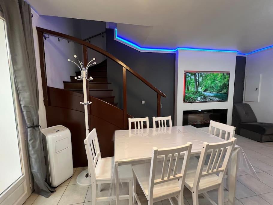 Kings Villa Near Disneyland Reserved Only For Family With Kids Saint-Germain-sur-Morin 外观 照片