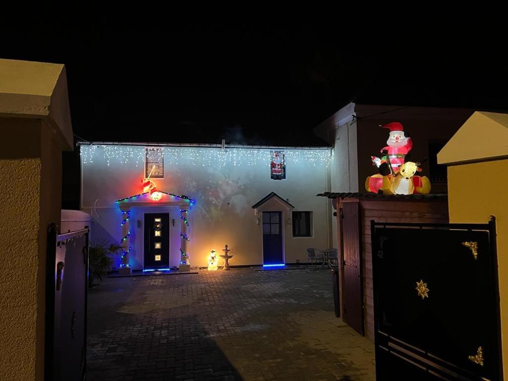 Kings Villa Near Disneyland Reserved Only For Family With Kids Saint-Germain-sur-Morin 外观 照片